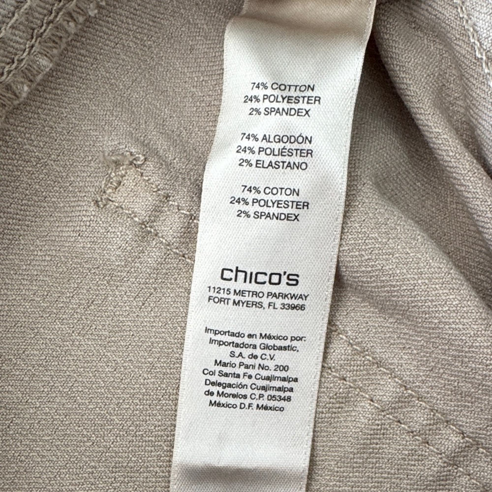 Chico's 19” Pull-on Capri Jeans SZ 0.5 - Picture 6 of 6